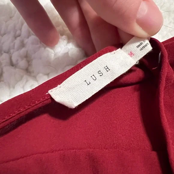 Lush brand Women’s top Size Medium - Picture 2 of 4